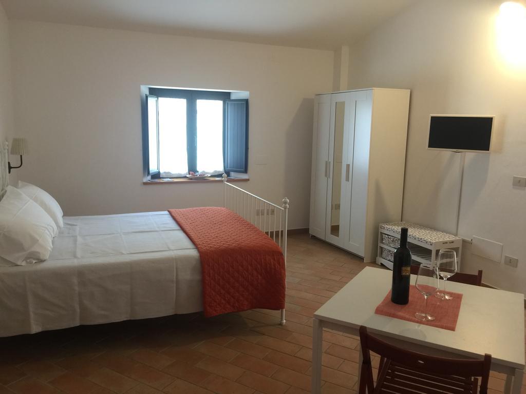 Appartamenti Il Criollo San Gimignano Exterior foto
